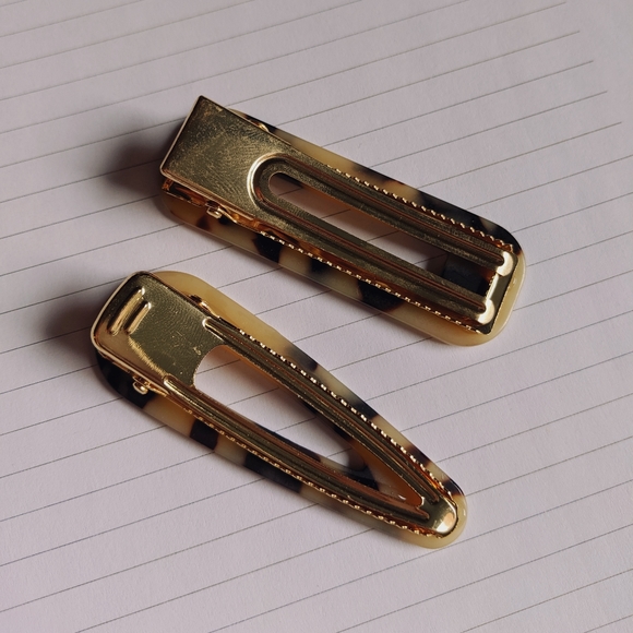 Tortoise shell design acrylic large hair clip set x2 - Picture 2 of 6